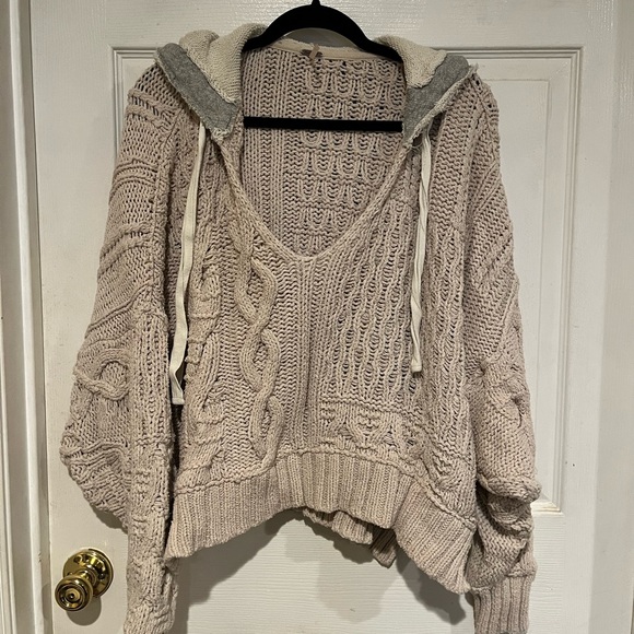 Free People Sweaters - Free people sweater.